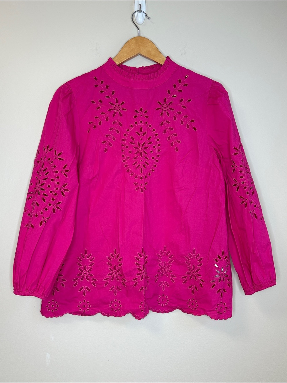 J Crew Women’s Eyelet Detail Long-Sleeve Top Fuchsia Pink Size Small